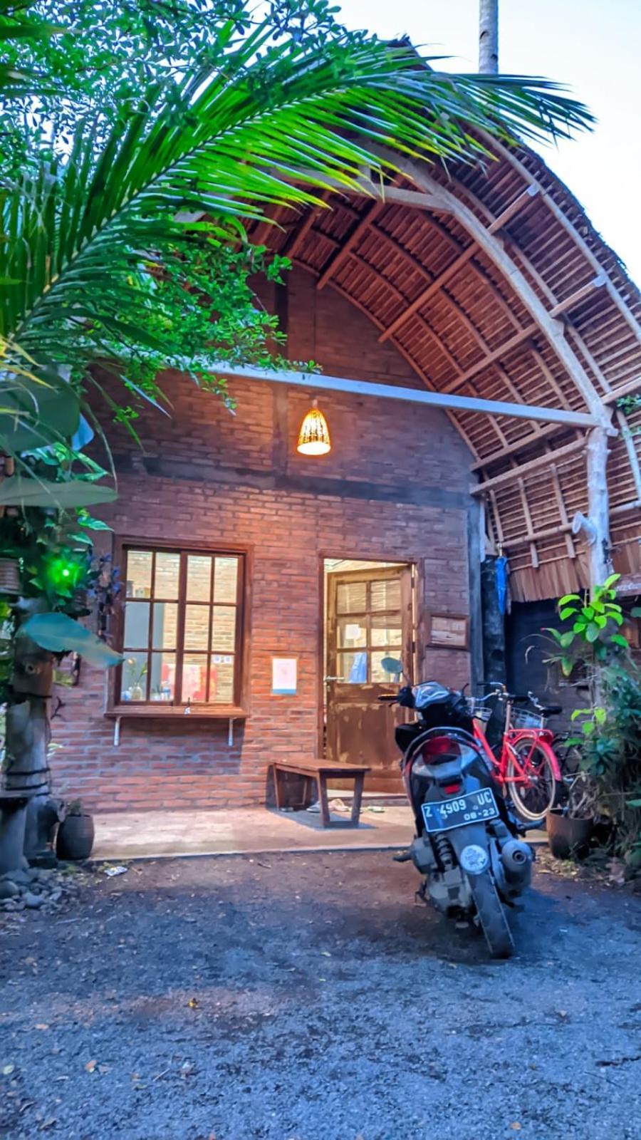 Coconut Tree Cottages Batukaras Екстер'єр фото